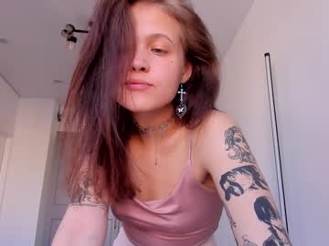 girl adriana_hill image #2118623