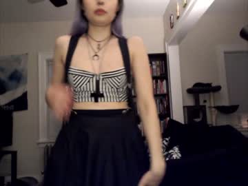 girl runacrow image #4422522