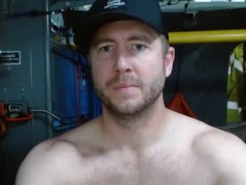 man brosam86 image #6027329