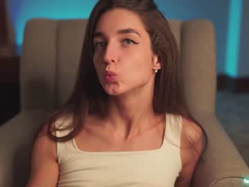 girl angels_kiss image #2867105