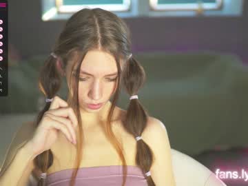 girl angels_kiss image #3186533