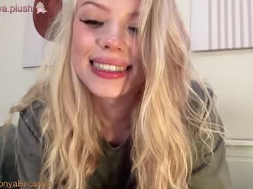 girl sonyaplush image #5149753