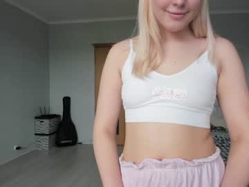 girl belle_ellie image #4739380