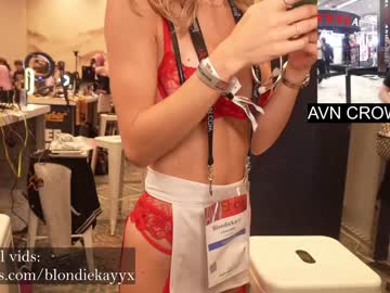 girl blondiekayy image #3434826