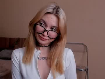girl new_aliceworld image #6189861