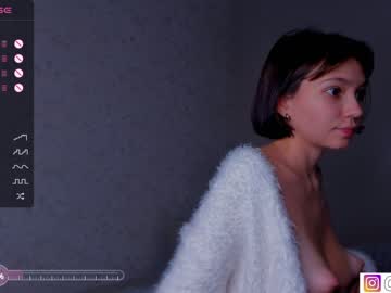 girl bzzzme image #5438552