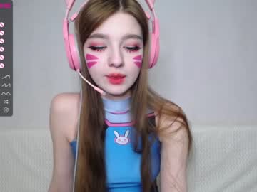 girl shycinderella image #3303196