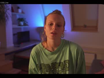 girl chillwithkira image #1768048