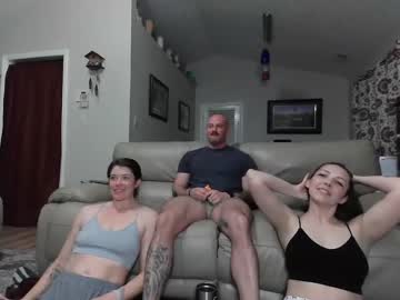 couple fit_threesome image #3792949