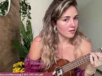 girl bloomyogi image #3276833