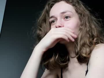girl mxxnsxsul image #2464092