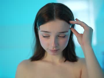 girl floret_joy image #5507423
