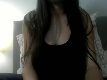 girl syringesandneedles image #7034766
