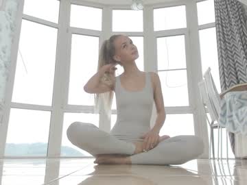 girl infinite_reality image #1779341