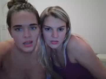 couple thruppple image #3208004