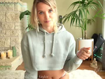 girl phoenix_taylor image #1430189