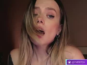 girl _yvie_ image #3482026