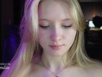 girl bestblondiiecb image #3825880