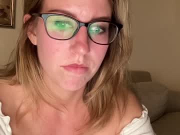 girl bekalikesit image #3055346