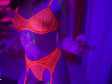 girl excitease image #2611445