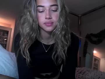 girl tillyluvv image #7028834