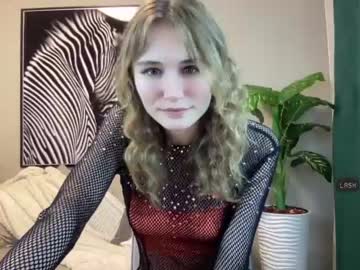 girl pae0n1a image #2681472