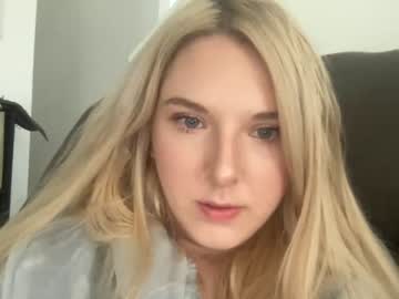 girl tpink95 image #3038241