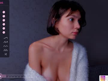 girl bzzzme image #5437959