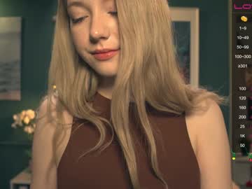 girl effielin image #818400