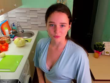 girl demurelixir image #2765598