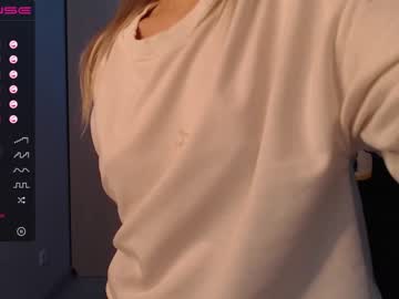 girl janice_sweet image #212211