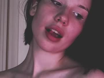 girl sleepycode002 image #4903491