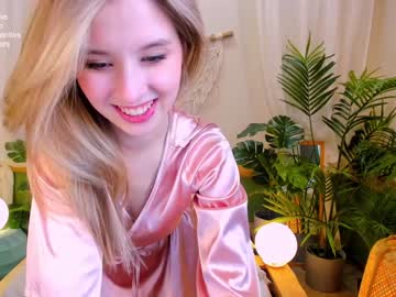 girl milablush image #3209024