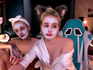 couple girl_in_themirror image #3633229