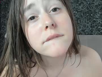 girl emilia_me image #1299118