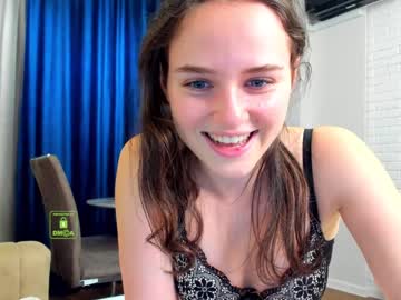 girl demurelixir image #2602553