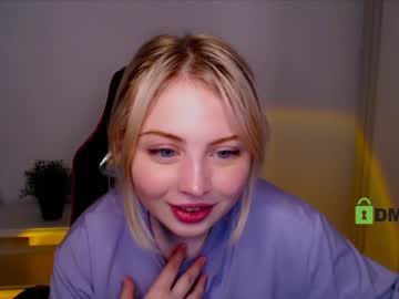 girl shy_blondiee image #3735263