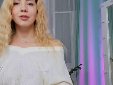 girl emmi_rosee image #1443936