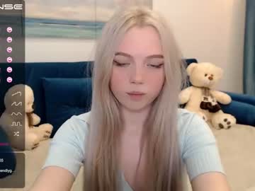 girl small_blondee image #1323666