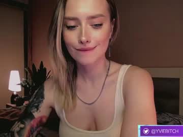 girl _yvie_ image #3460144