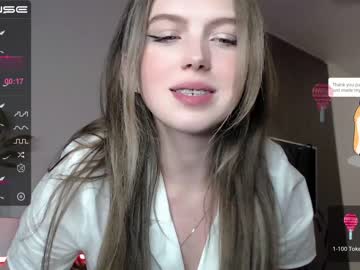 girl small_blondee image #2765189