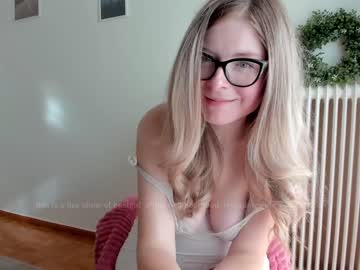 girl bestgirl_ofthe_neighborhood image #322360