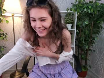 girl little_mandy image #2305341