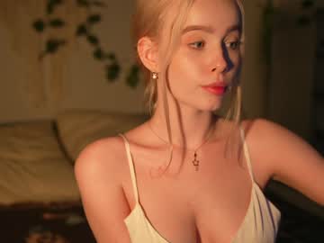 girl mother__of__dragons image #5638910