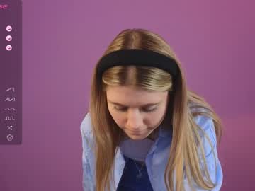 girl alisia_spinnet image #6038629
