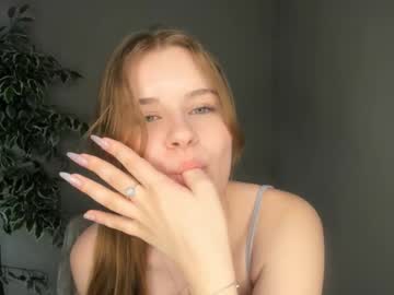 girl linettegrandon image #7022088