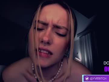 girl _yvie_ image #4762413