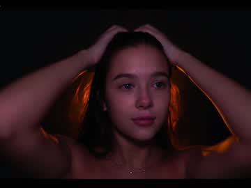 girl emilybatee image #5912724