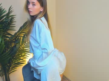girl katrin_tangerine image #6700003