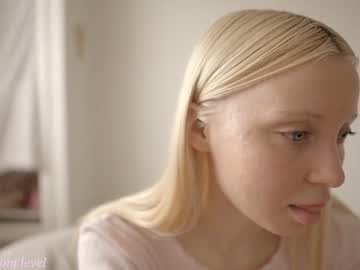 girl pureangeldolores image #6599179